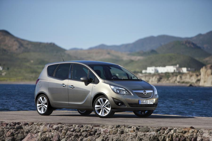  Opel Meriva 2010 года  (фото 64 из 129)